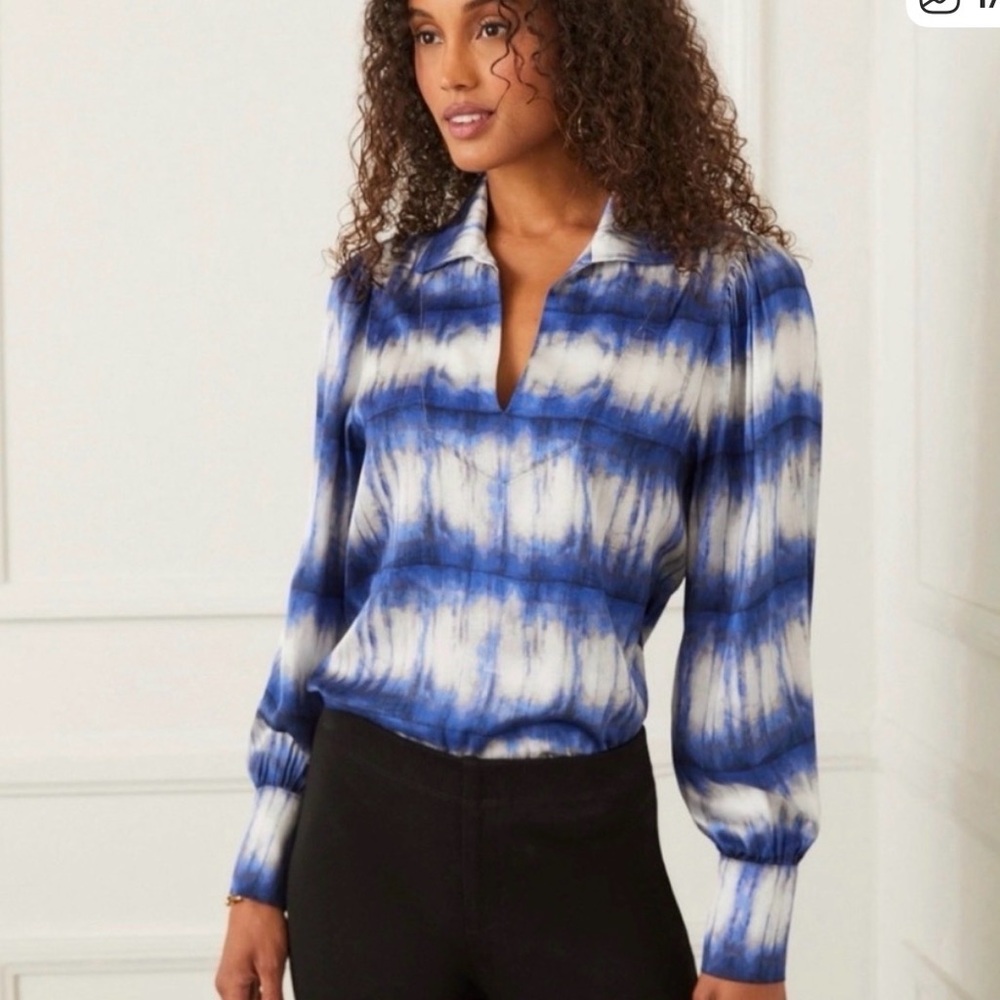 Karen Kane Silky Blouson V-Nevk Top, Blue & White  Royal Chill Size Medium NWT